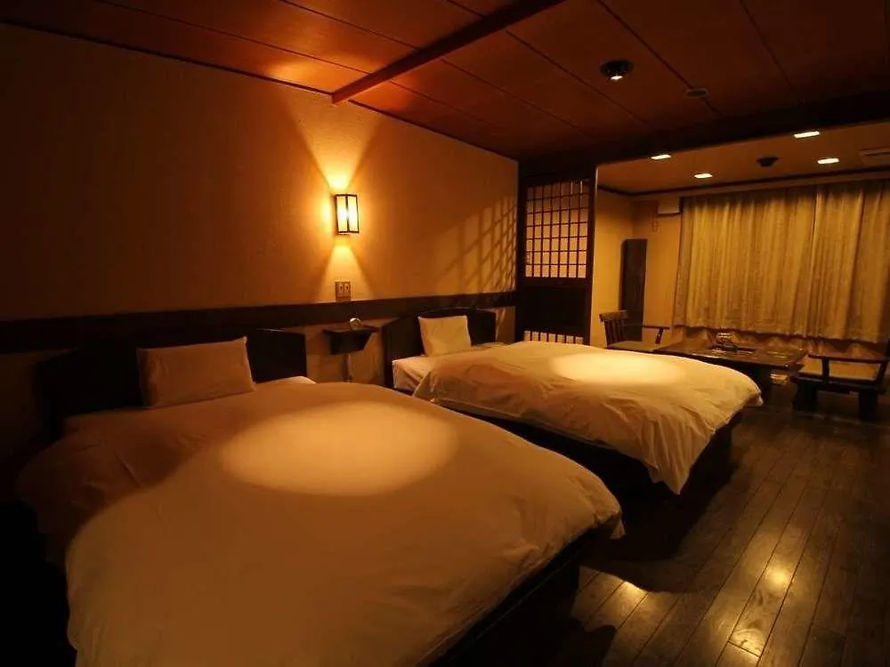 Hotel Gozensui Kushiro 4*,