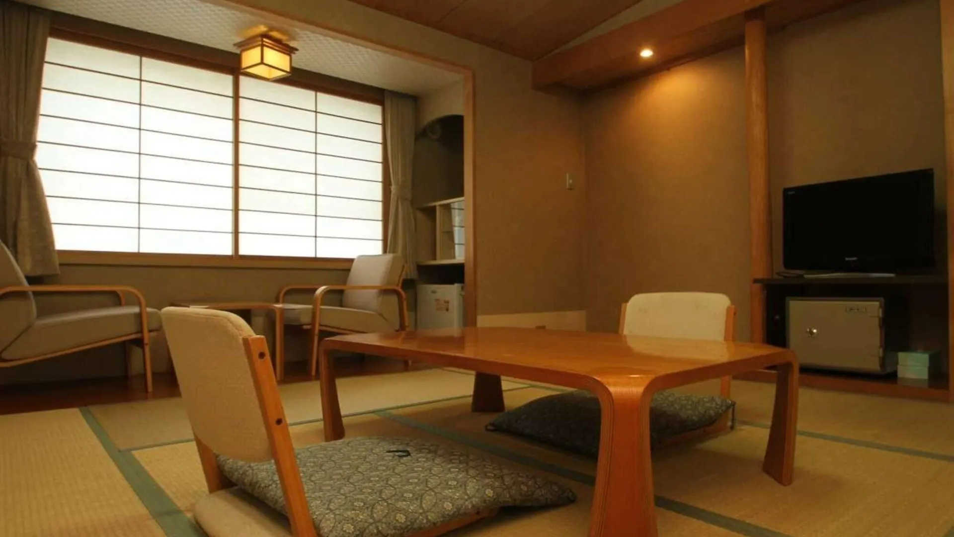 Hotel Gozensui Kushiro 4*,